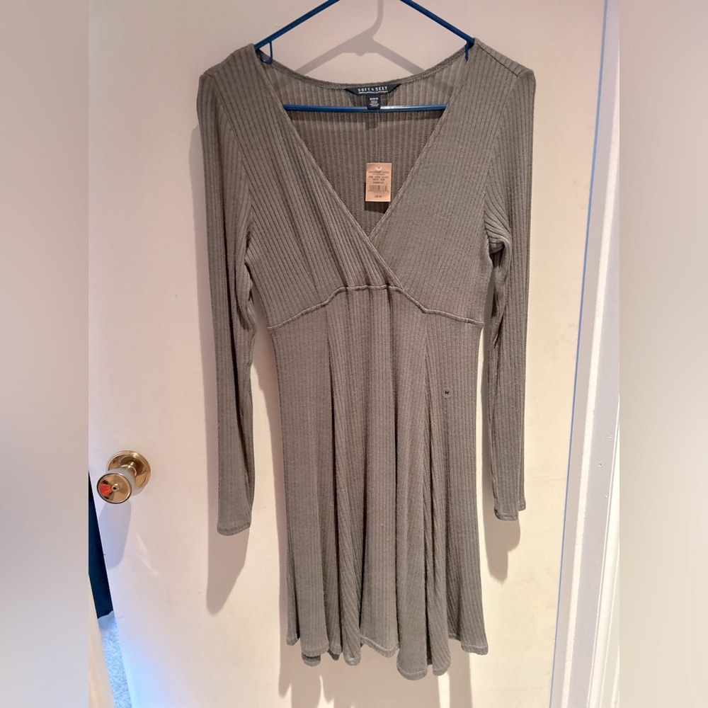 Women’s dress
